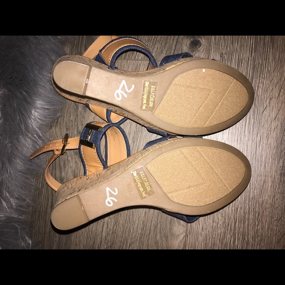 Tommy Hilfiger wedges - Picture 3 of 4